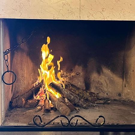 Al Chiaro Di Luna Resort Borgo Pantano Экстерьер фото